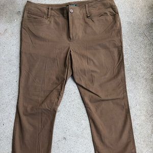 These Ralph Lauren jeans are in great condition!!